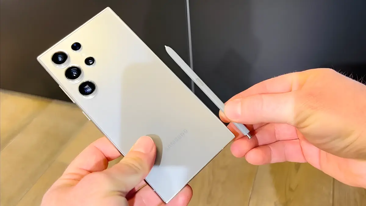 Samsung Galaxy S24 Ultra 5G: 200MP Camera, 5000mAh Battery & Flagship Power at an Unbelievable Price